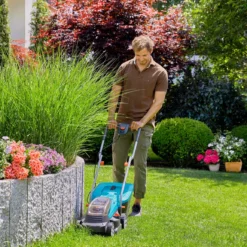 GARDENA Accu Maaier PowerMax 32/36V P4A Set -Exporteren Zonnige Tuin Winkel gardena accumaaier powermax 32 36v p4a set 1500x1154 640af30077b72 l