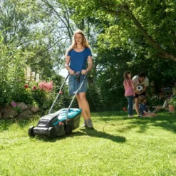 GARDENA Elektrische Grasmaaier Powermax 1200/32 7 GARDENA Elektrische Grasmaaier Powermax 1200/32 -Exporteren Zonnige Tuin Winkel gardena elektrische grasmaaier powermax 1200 32 1619704786 l