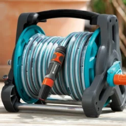 GARDENA Slanghouderset Classic + Slang 10m -Exporteren Zonnige Tuin Winkel gardena slanghouderset classic slang 10m 1619704762 l