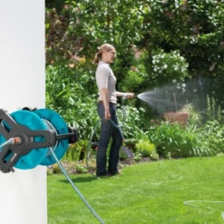 GARDENA Wandslanghouderset Classic + Slang 20m 5 GARDENA Wandslanghouderset Classic + Slang 20m -Exporteren Zonnige Tuin Winkel gardena wandslanghouderset classic slang 20m 1619704760 2 l